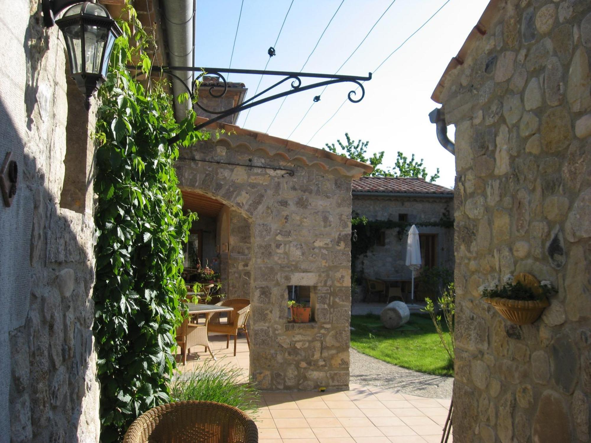 Hotel La Garenne Labeaume Exterior photo